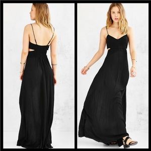 Ecote Shipwreck Cutout Maxi Dress